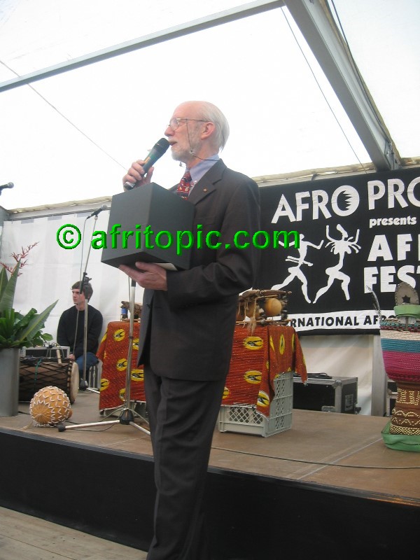 ../Images/afw2006c 195.jpg